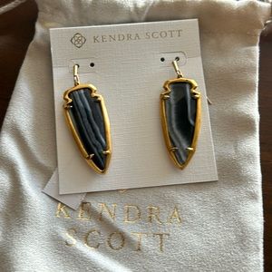 Kendra Scott Skylar earrings